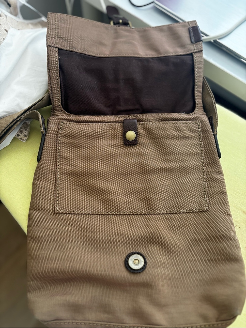 Fossil Tan Canvas Messenger Bag with Brown Leather Strap - Picture 11 of 14